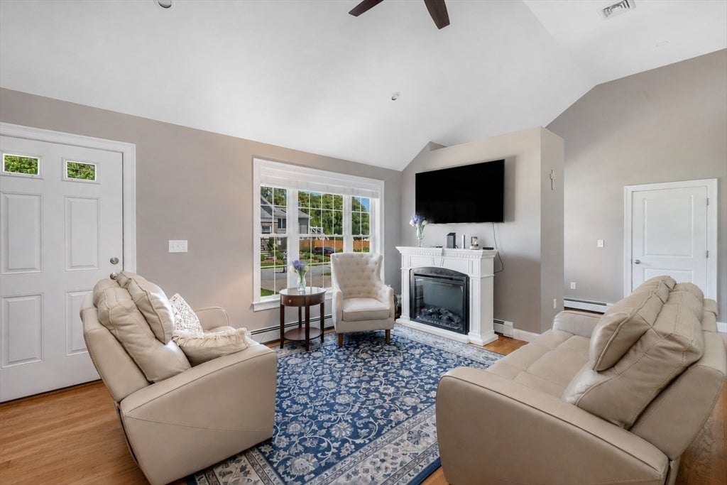 40 Oakland Ave, Swansea, MA, 40 Oakland Ave, Swansea, MA Photo #14