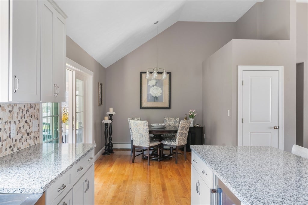 40 Oakland Ave, Swansea, MA, 40 Oakland Ave, Swansea, MA Photo #8