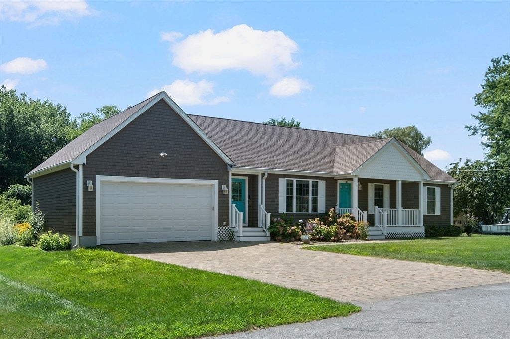 40 Oakland Ave, Swansea, MA, 40 Oakland Ave, Swansea, MA Photo #1