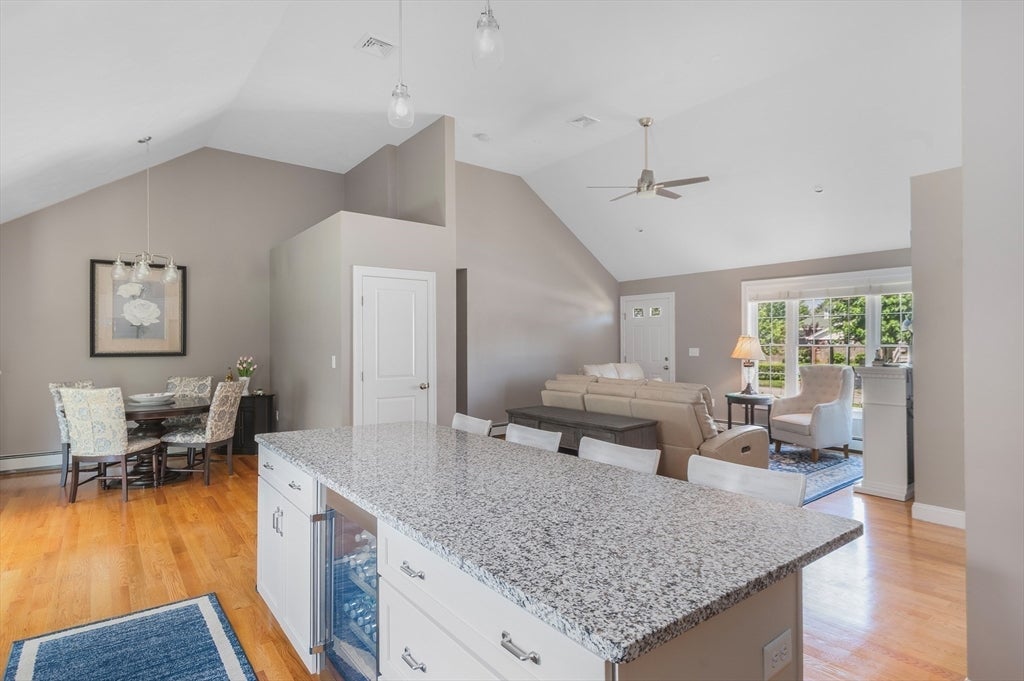 40 Oakland Ave, Swansea, MA, 40 Oakland Ave, Swansea, MA Photo #13