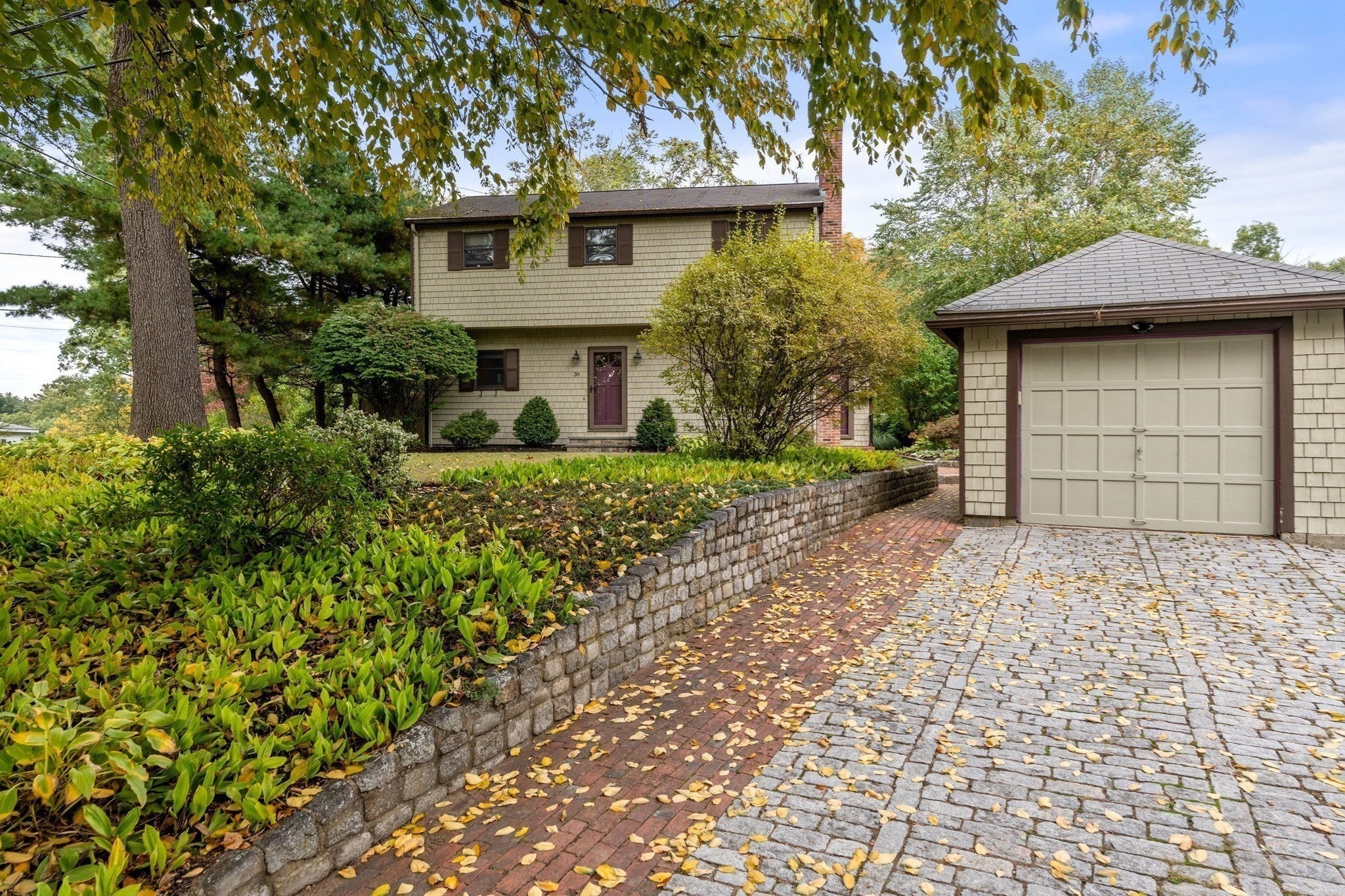 38 Hawthorne Rd