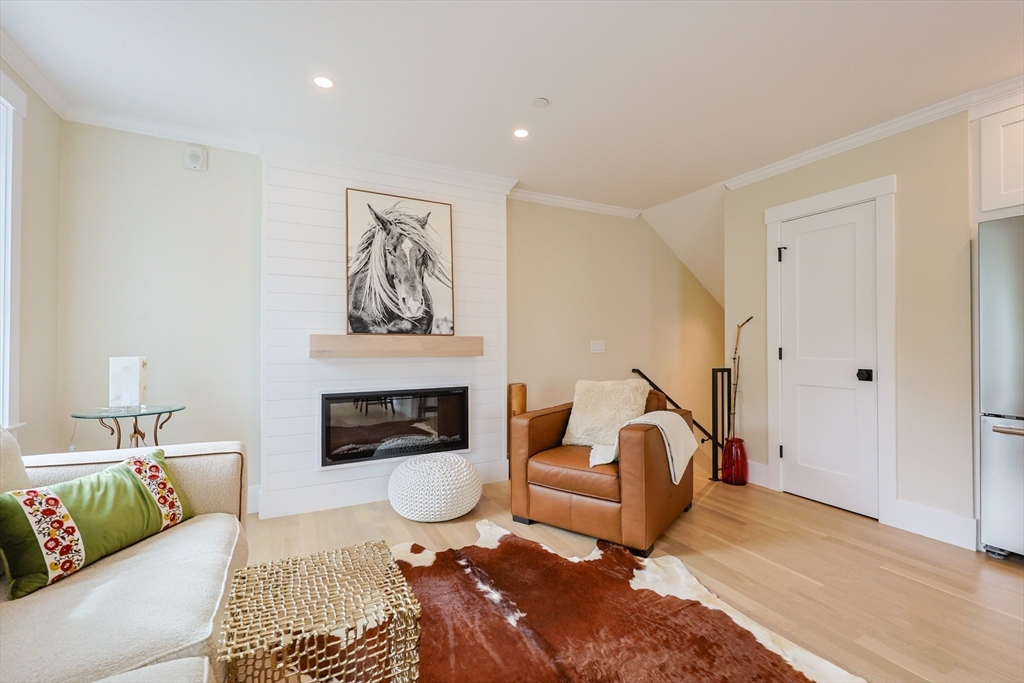 105 Market B