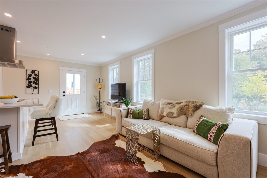 105 Market B