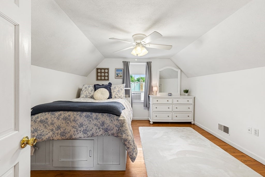 6 Oak Dr, Plainville, MA, 6 Oak Dr, Plainville, MA Photo #23