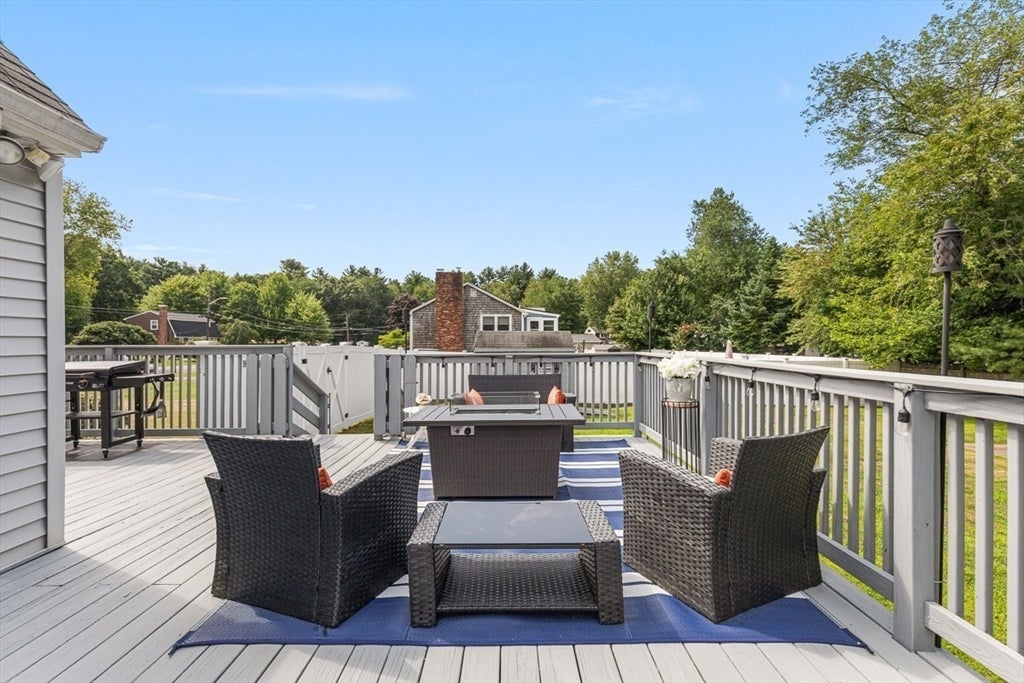 6 Oak Dr, Plainville, MA, 6 Oak Dr, Plainville, MA Photo #35