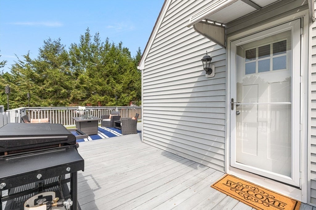 6 Oak Dr, Plainville, MA, 6 Oak Dr, Plainville, MA Photo #32