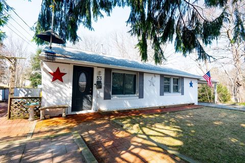 Photo of 53 Tiverton Pkwy, Worcester, MA 01602 (MLS # 73493861)