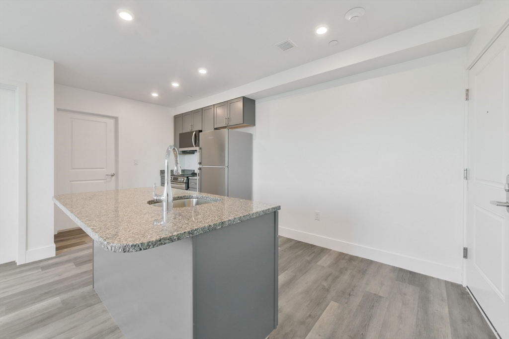 585 Essex St #618, Lynn, MA Photo #2