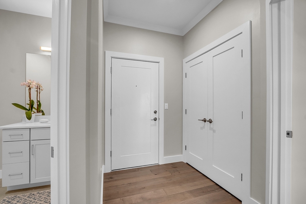 55 Pointe Place 103