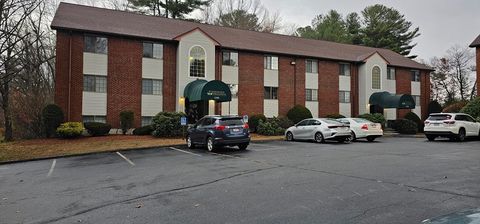 2200 Skyline Dr 5 Lowell MA 01854