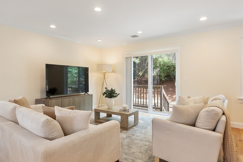 51 Loomis Street 51