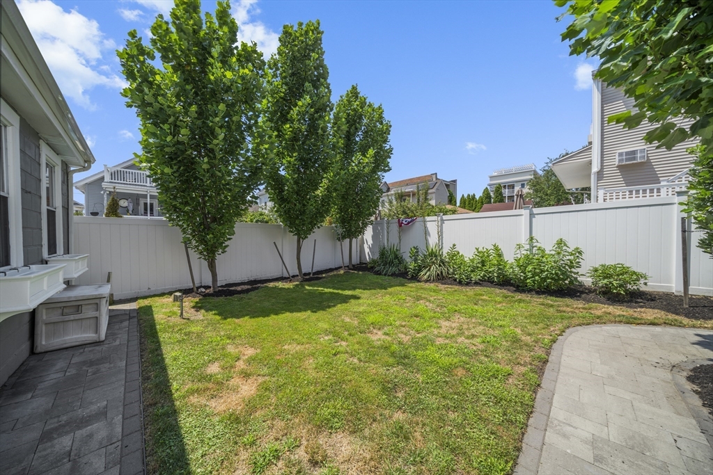 25 Cheever St
