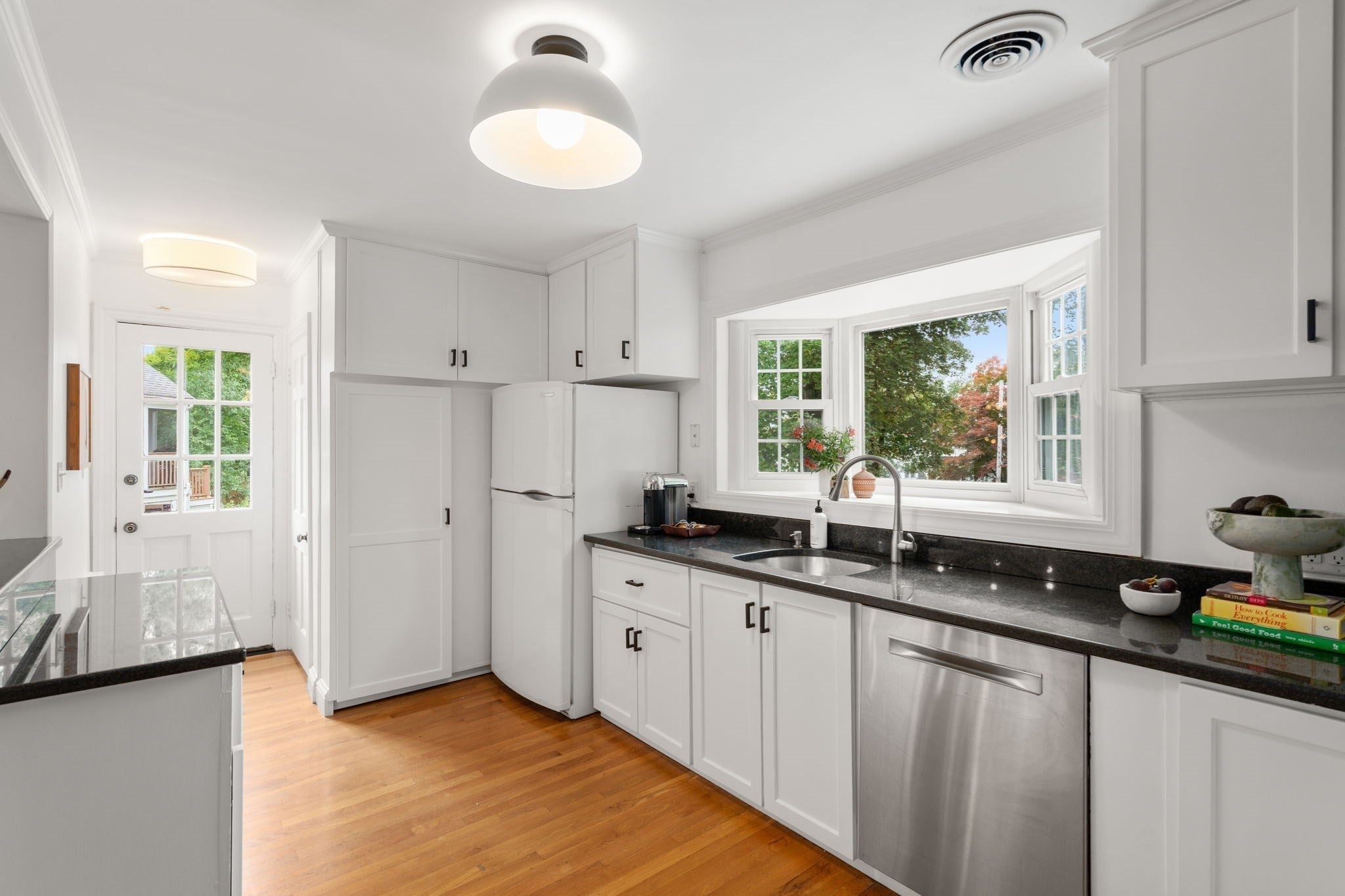 11 Tennyson Rd, Newton, MA, 11 Tennyson Rd, Newton, MA Photo #11