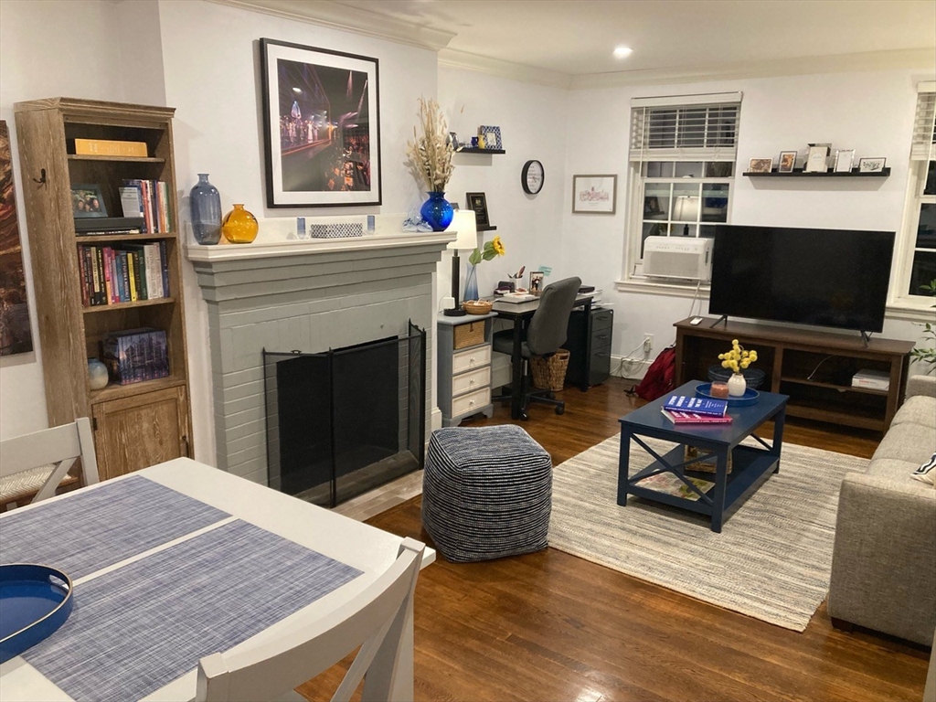 39 Commonwealth Ave 31