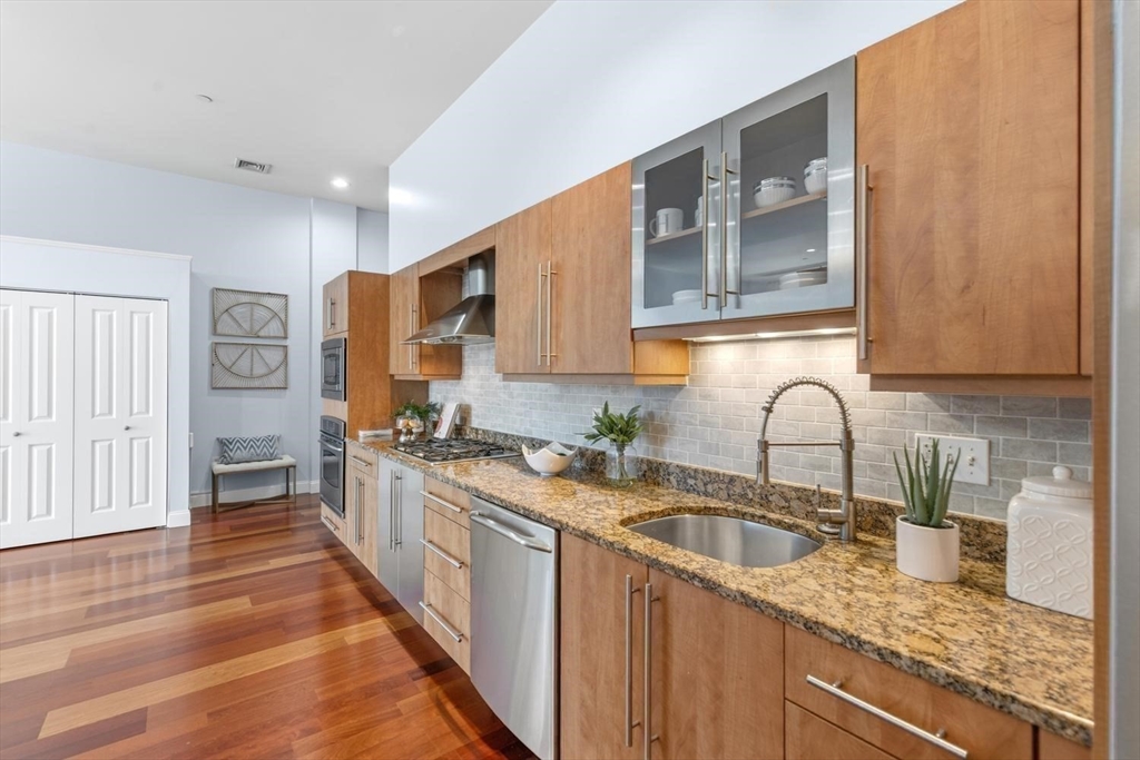 10 Ocean Ave #208, Revere, MA Photo #15