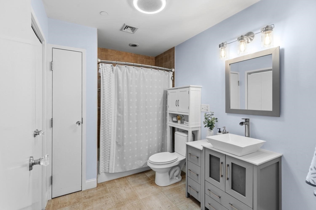 10 Ocean Ave #208, Revere, MA Photo #5