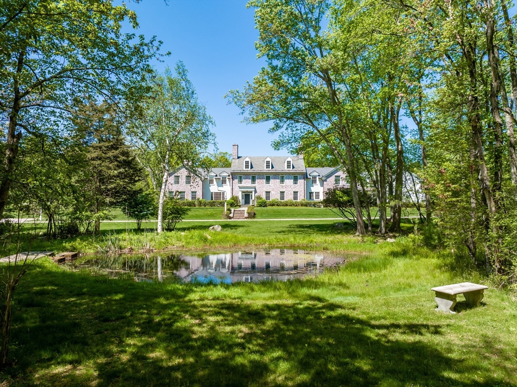 401 Sandy Valley Rd