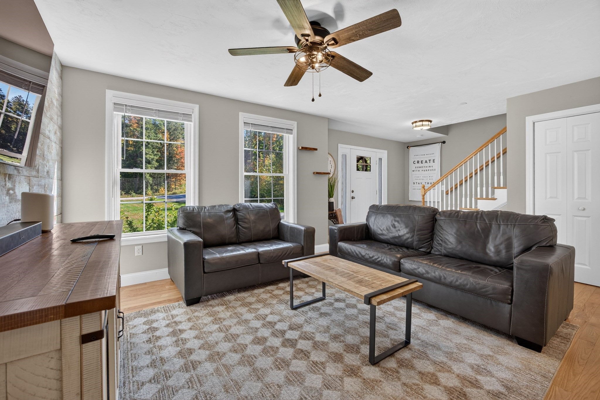 11 Bancroft Circle, Mont Vernon, NH Photo #10