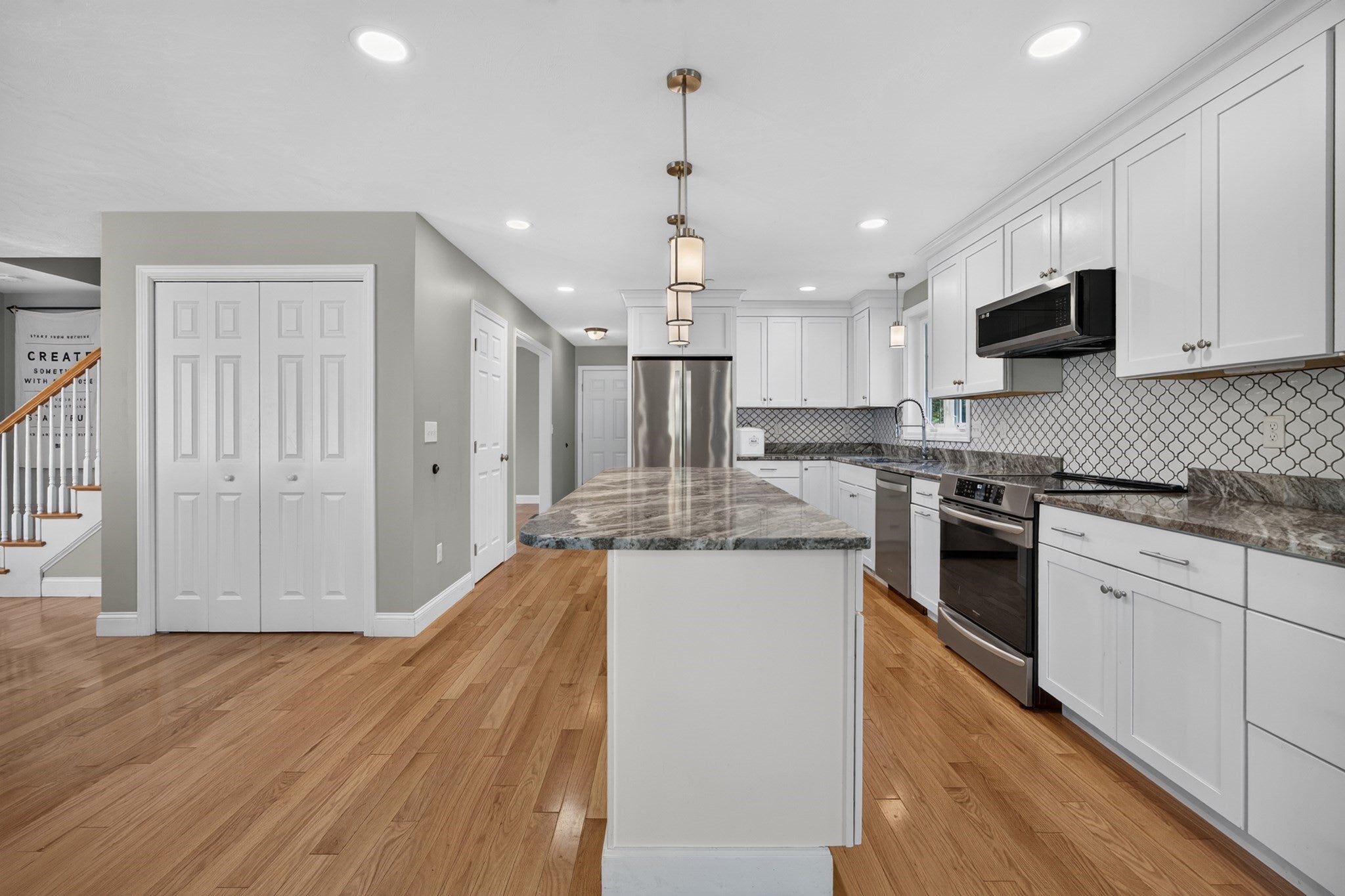 11 Bancroft Circle, Mont Vernon, NH Photo #16