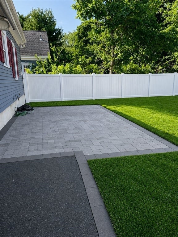 12 Roosevelt Ave, North Attleboro, MA Photo #21
