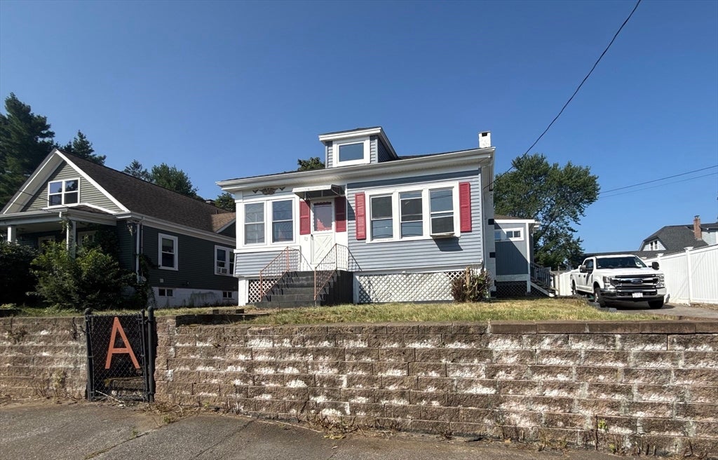 12 Roosevelt Ave