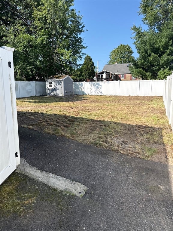 12 Roosevelt Ave, North Attleboro, MA Photo #22