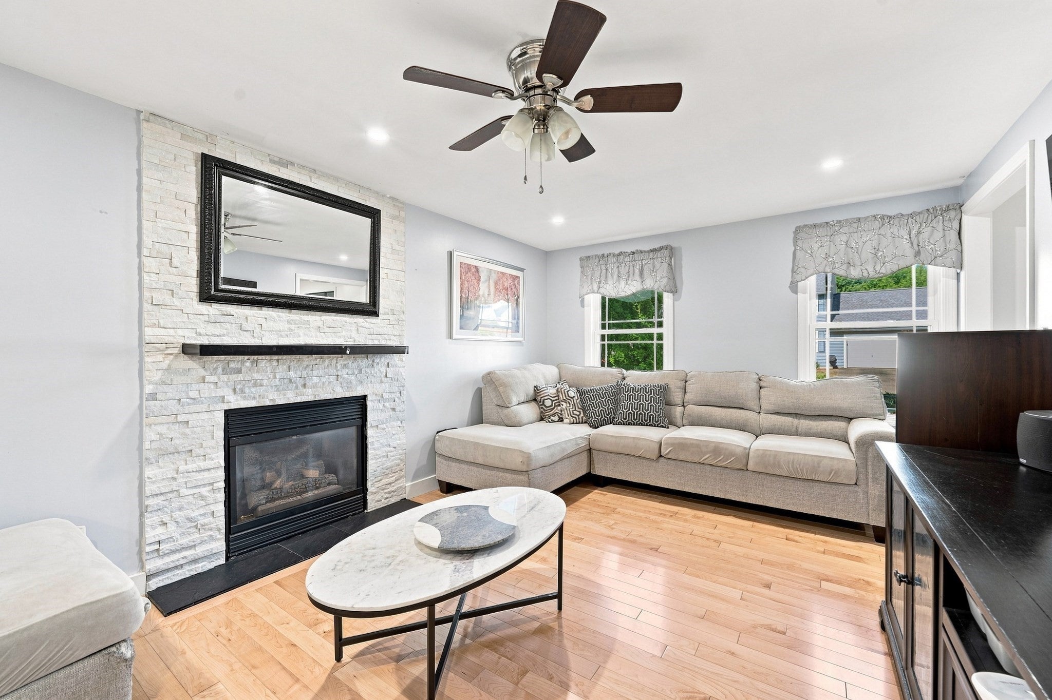 5 Lady Slipper Ln, Methuen, MA Photo #12