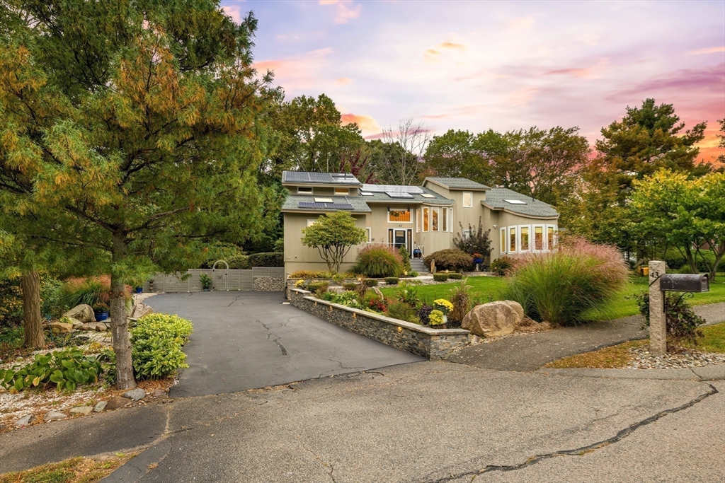 43 Ledgebrook Avenue