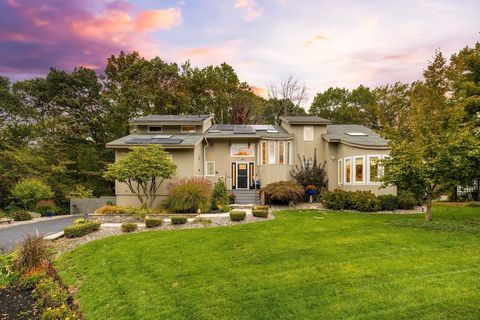 Photo of 43 Ledgebrook Avenue, Stoughton, MA 02072 (MLS # 73443511)