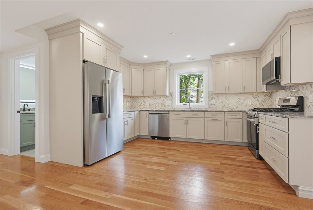 53 Eddy St #2, Newton, MA, 53 Eddy St #2, Newton, MA Photo #3