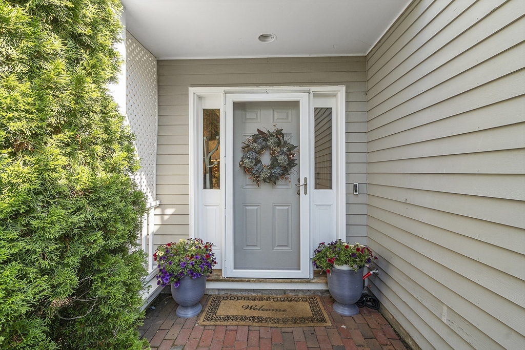 15 Raven Lane 15