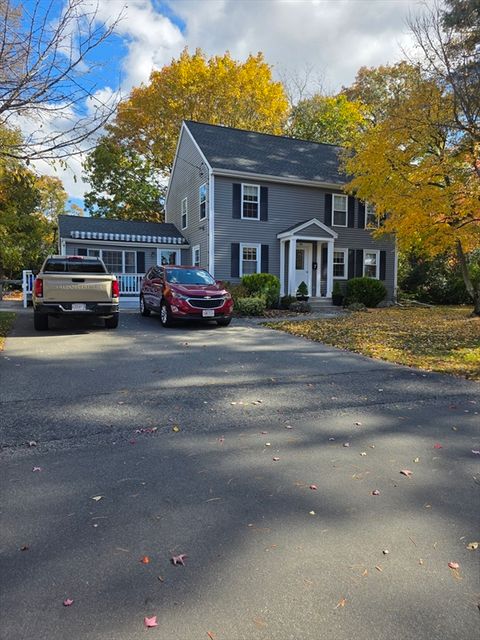 46 Wardson Cir Rockland MA 02370