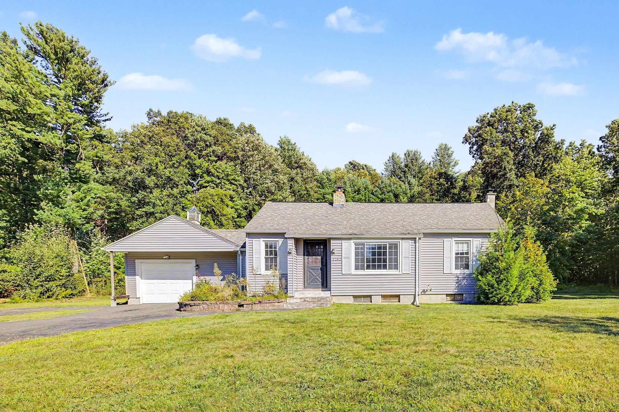 Photo of 1161 E Mountain Rd, Westfield, MA