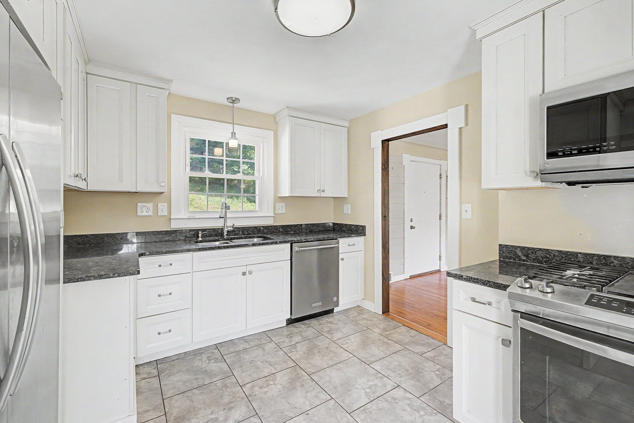1161 E Mountain Rd, Westfield, MA, 1161 E Mountain Rd, Westfield, MA Photo #6