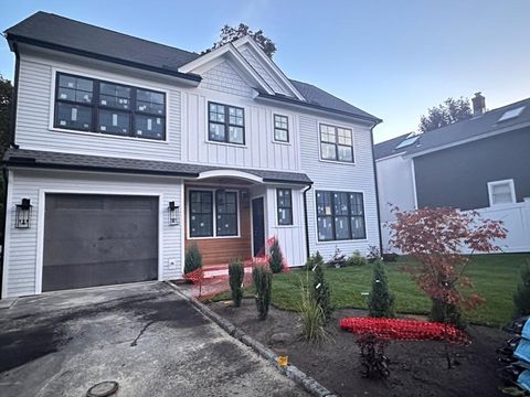 71 Woburn St Lexington MA 02420
