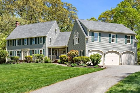 13 Lisa Ln Georgetown MA 01833