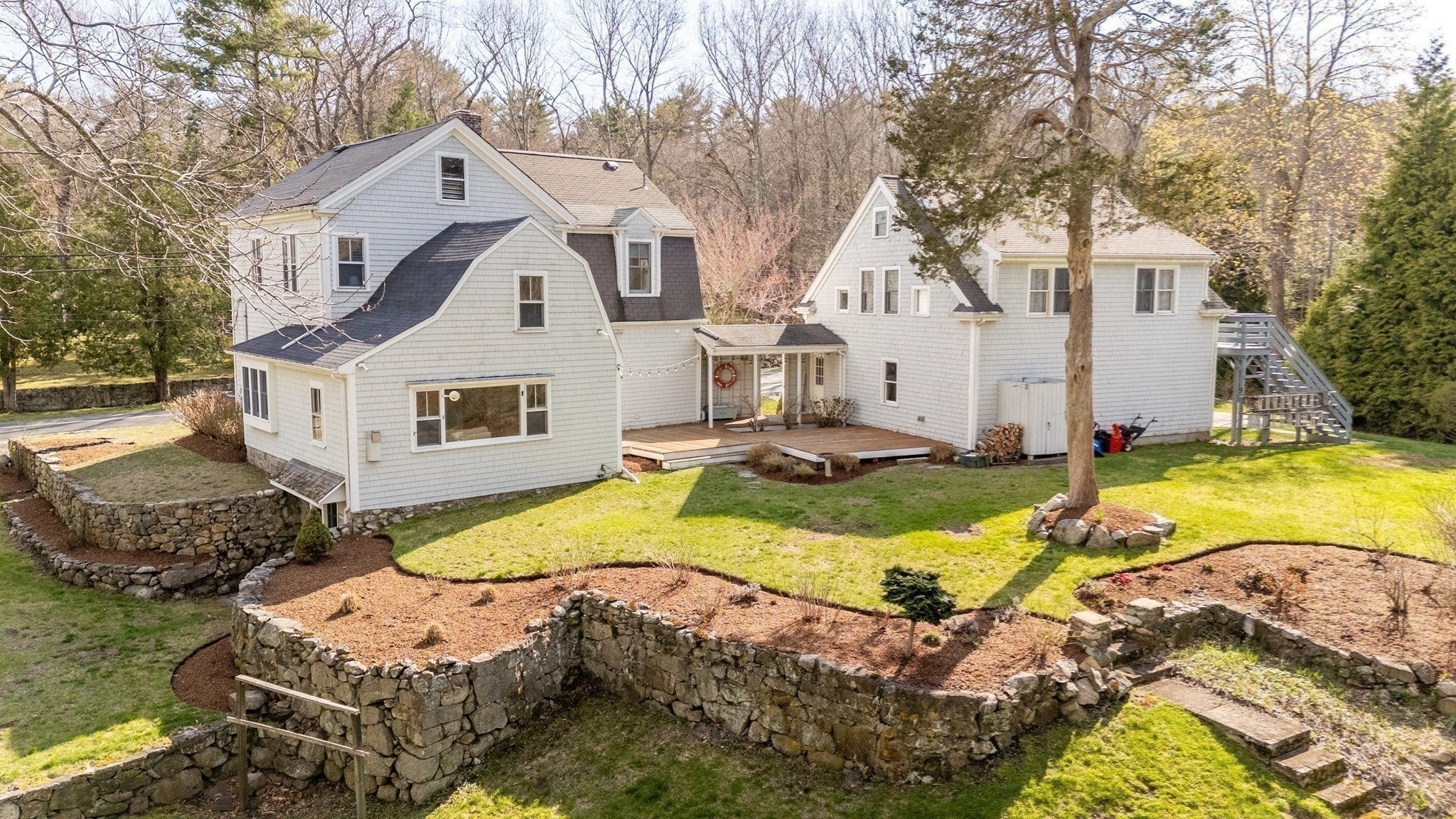 684 Country Way