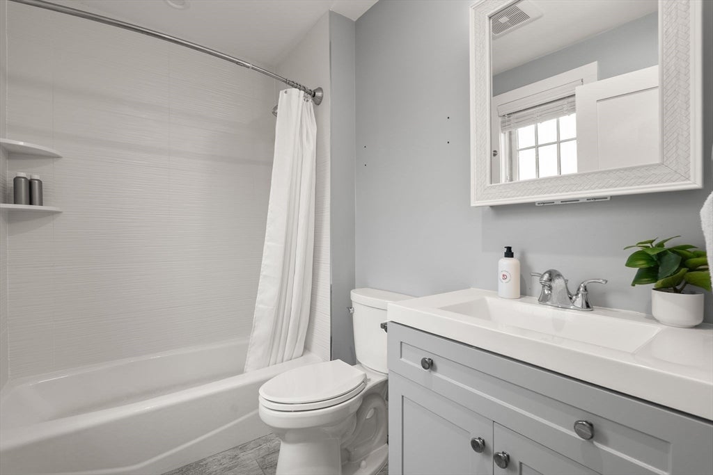 15 Ashland St #2A, Boston, MA Photo #16