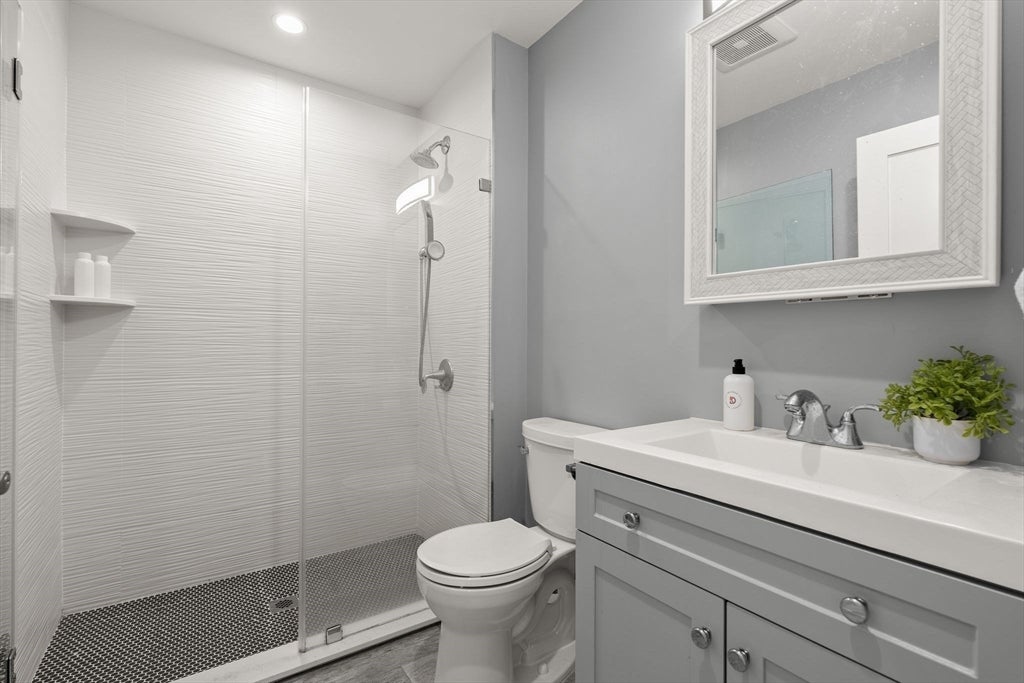 15 Ashland St #2A, Boston, MA Photo #13