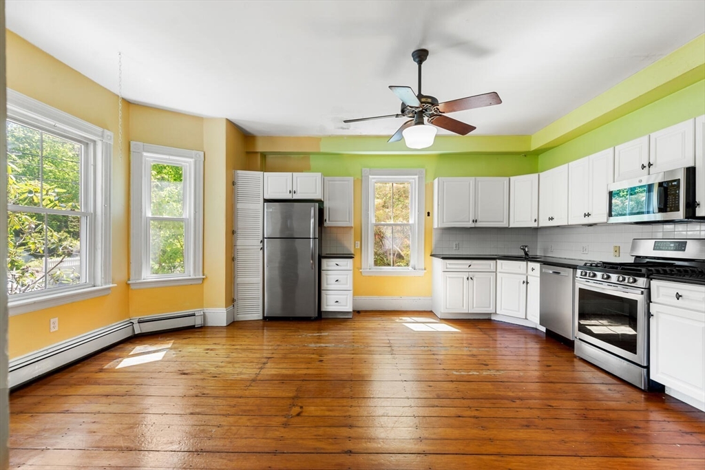 956 Bay Road 1