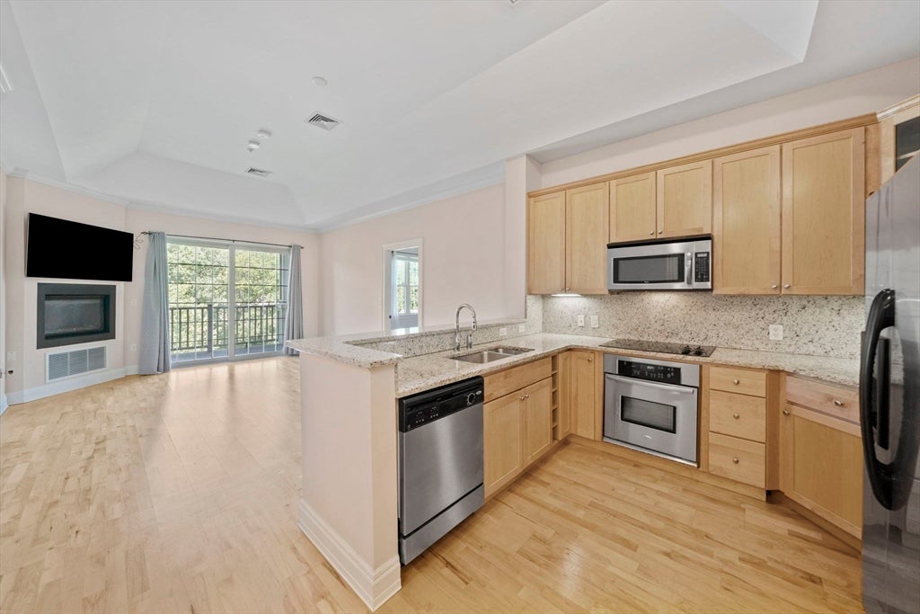 59 Walpole St #307, Canton, MA, 59 Walpole St #307, Canton, MA Photo #2
