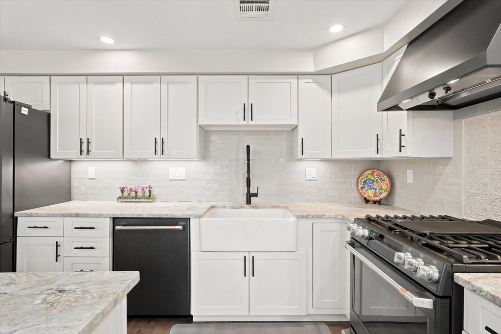 60 Whittier Meadows 60