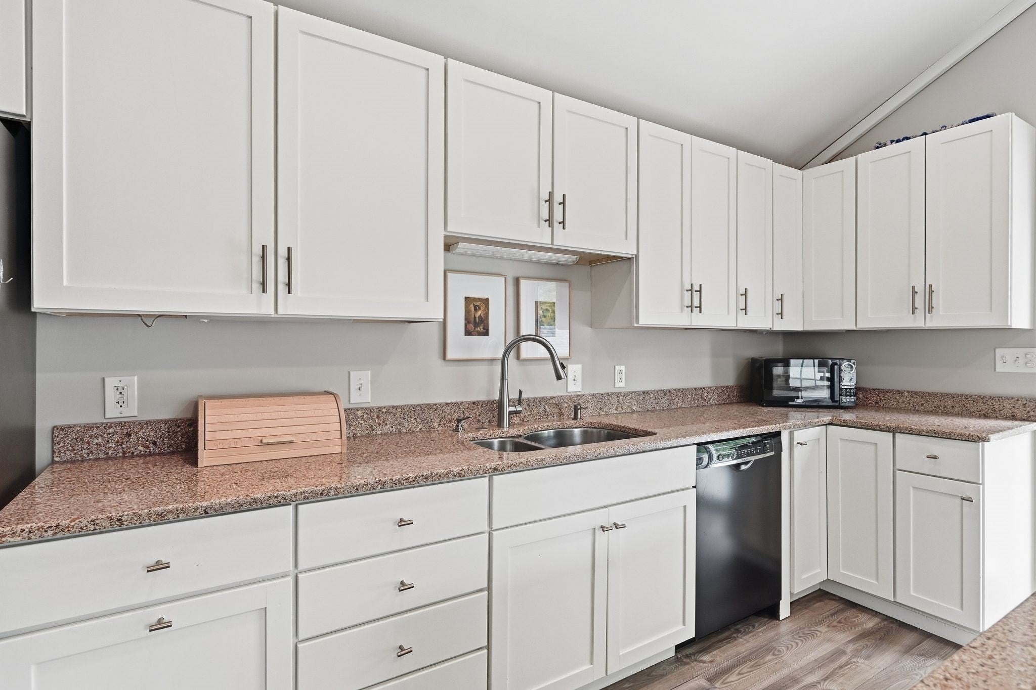60 Russell Ave, Suffield, MA, 60 Russell Ave, Suffield, MA Photo #15
