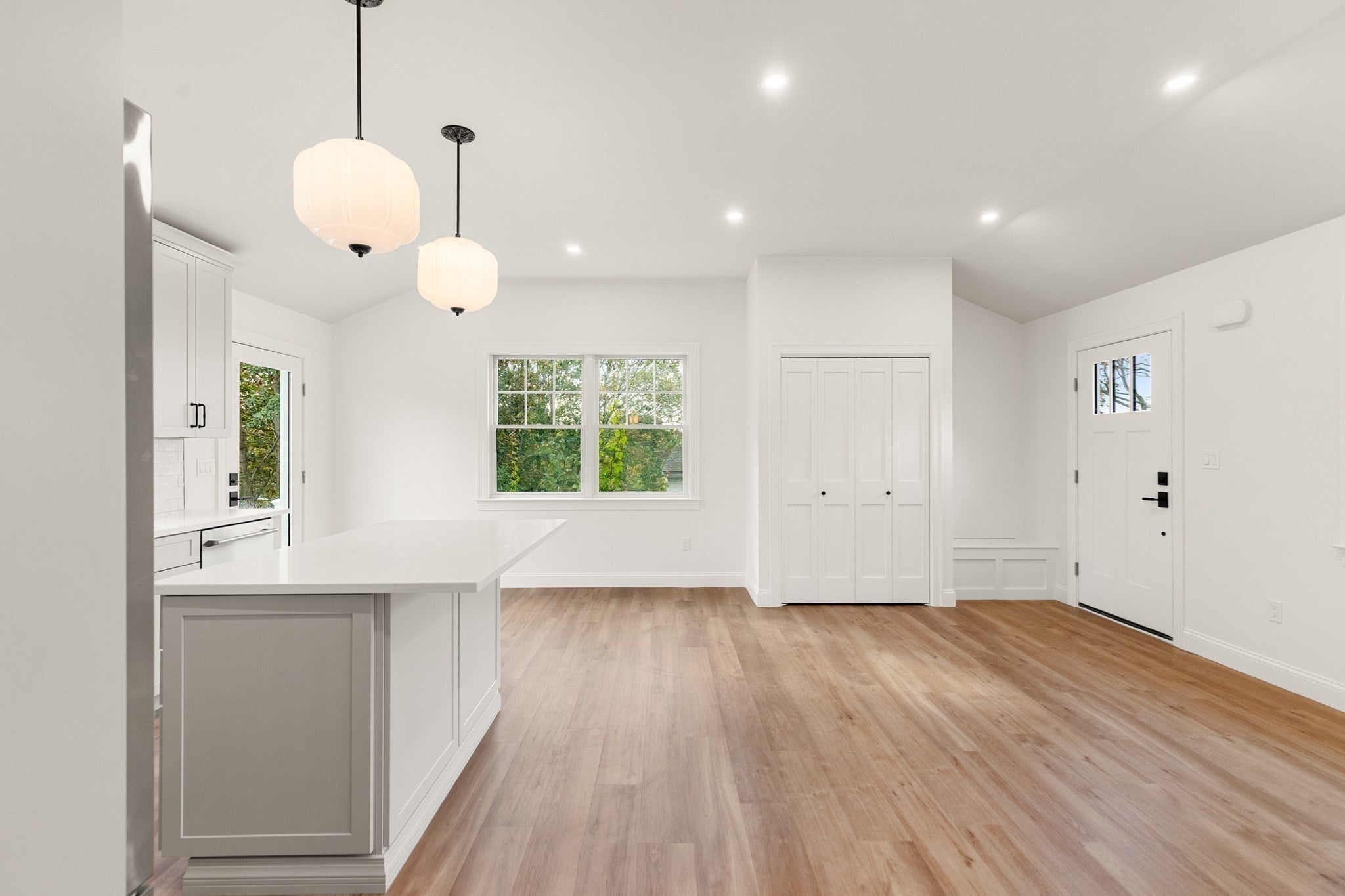32 Beacon Street #5, Gloucester, MA, 32 Beacon Street #5, Gloucester, MA Photo #14