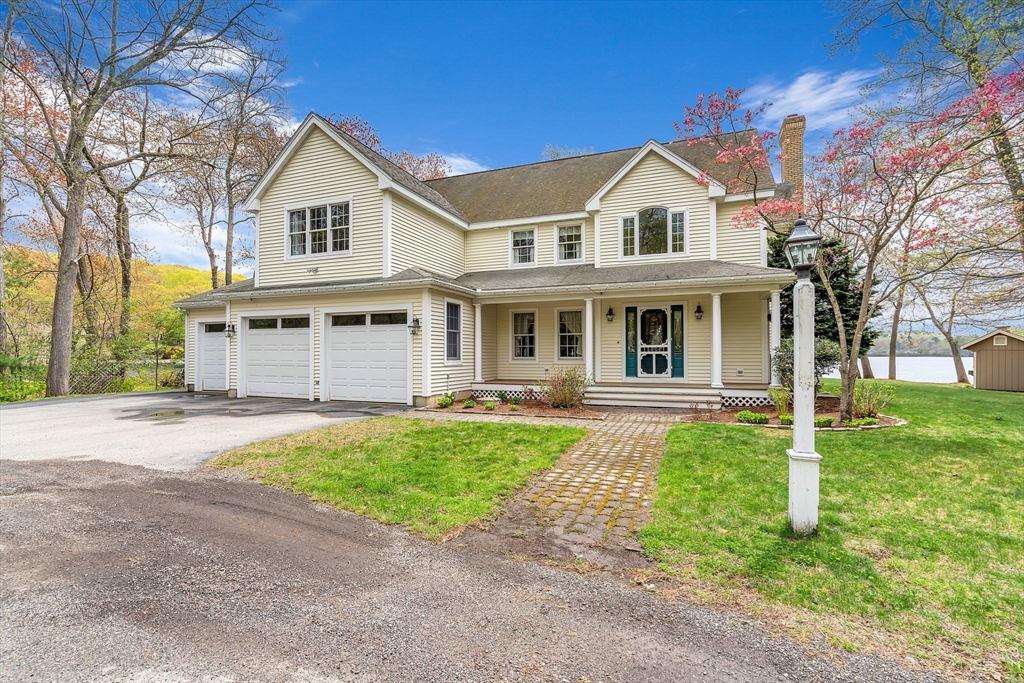199 W Main St