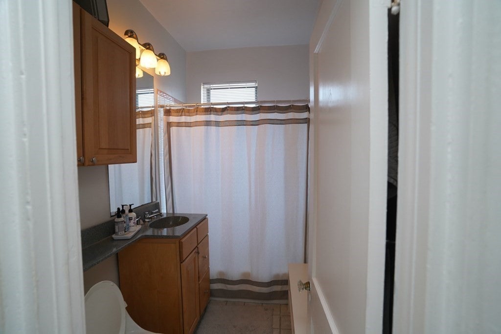1038 Beacon St 401