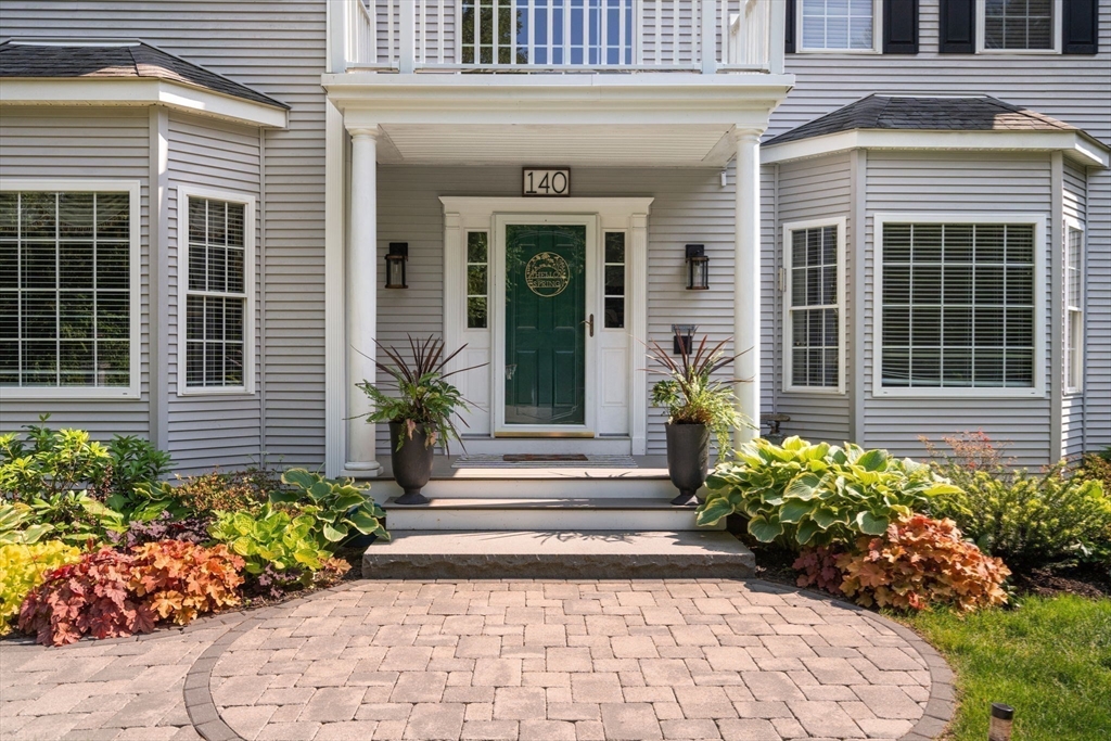 140 Elmshade Dr