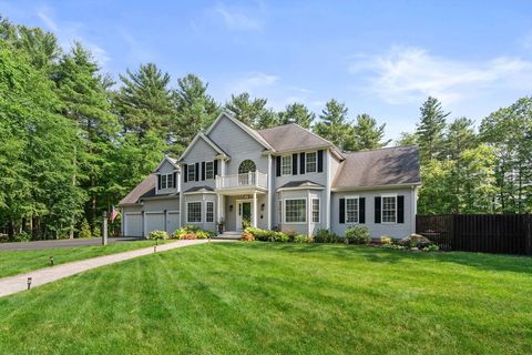 140 Elmshade Dr Uxbridge MA 01569
