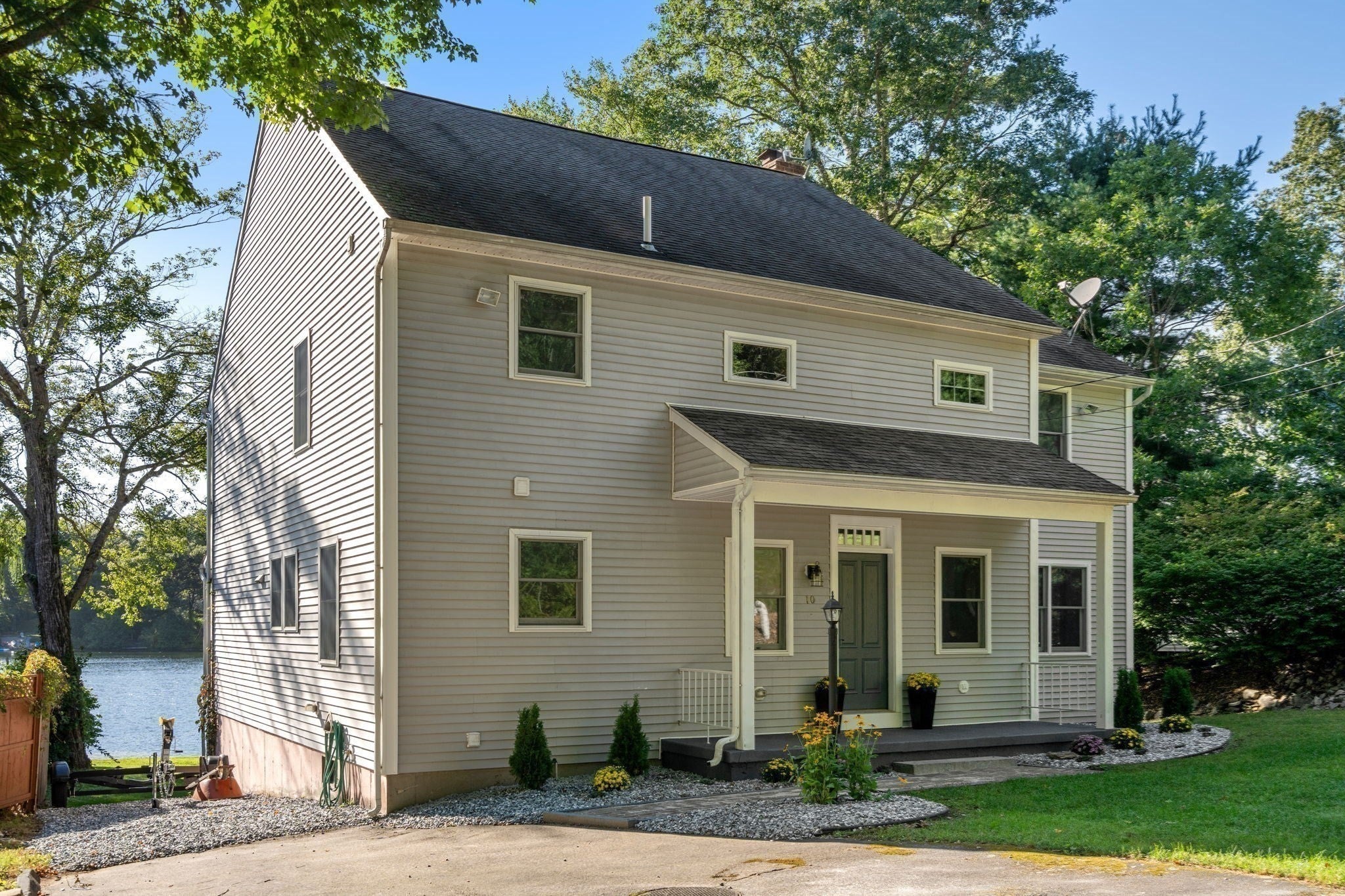 10 Klondike Rd, Dudley, MA Photo #33