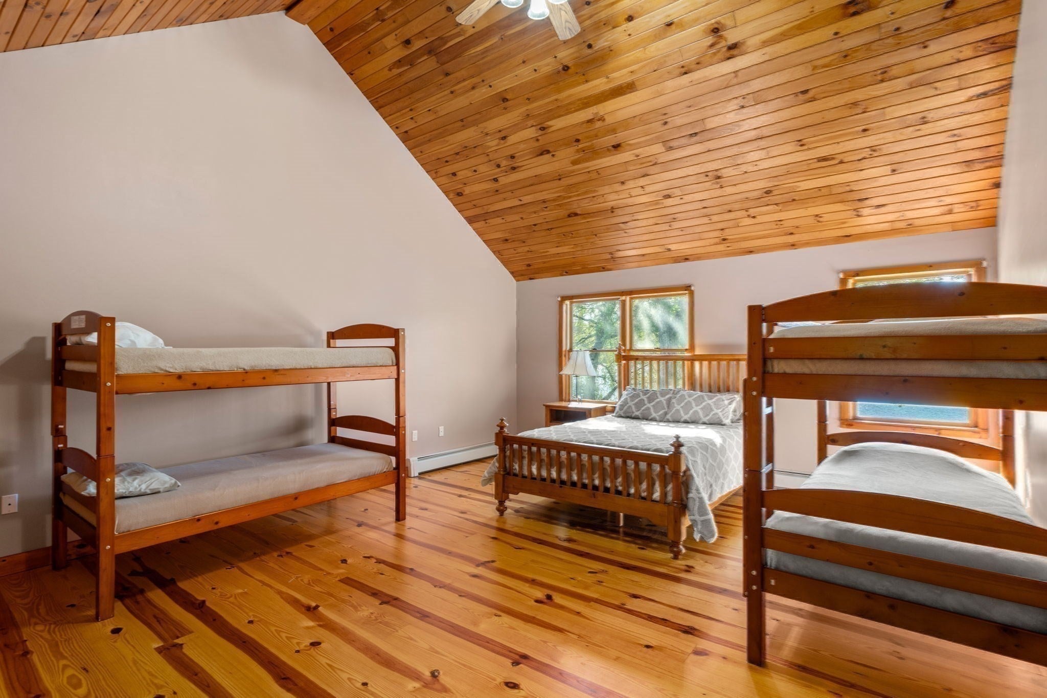 10 Klondike Rd, Dudley, MA Photo #23